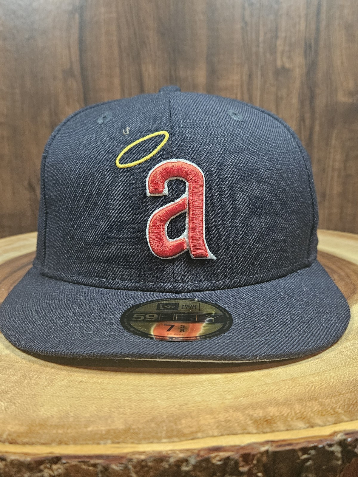 Los Angeles Angels New Era 59Fifty Fitted Hat Cap Size 7 5/8 MLB Retro Logo