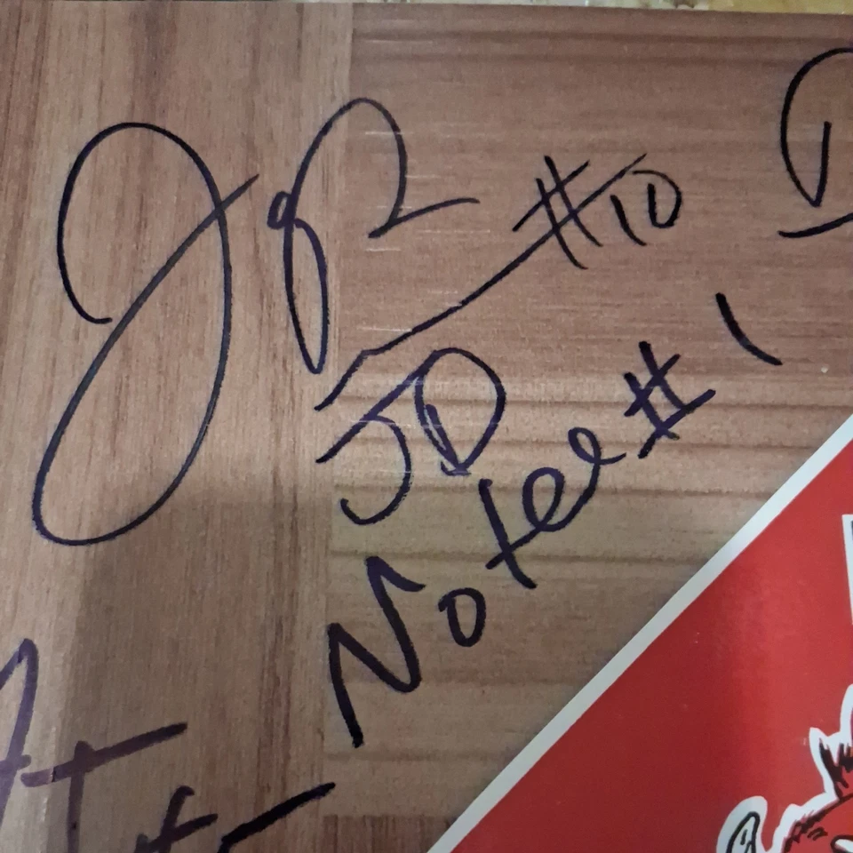 Arkansas Razorbacks 2021-22 Team Signed Floorboard AUTOGRAPHED BY ENTIRE TEAM - Image 2 of 4