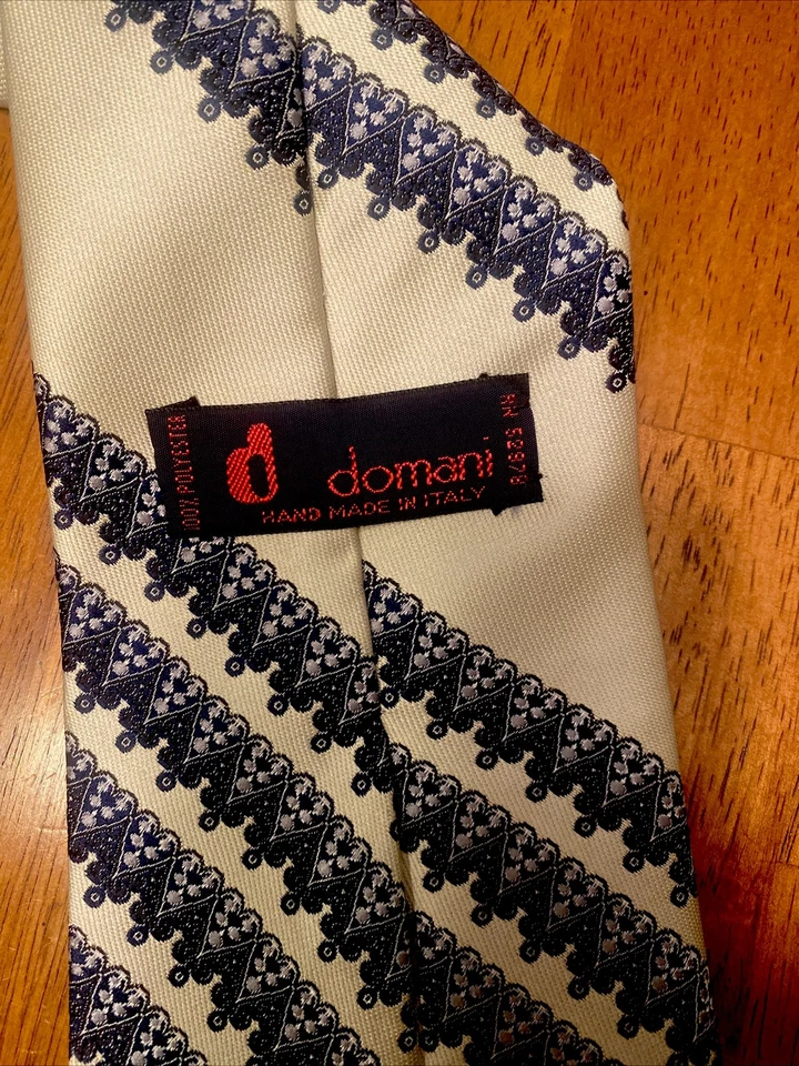 Corbata de cuello Domani años 70 (HECHA A MANO ITALIA) ETIQUETA AZUL DISCOTECA 4" con escritura roja *Rara Foto 4 de 4