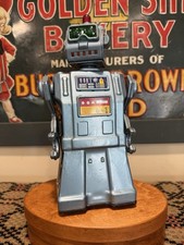 Vintage Yonezawa Japan Tin Space Man Directional Robot Battery Powered Toy