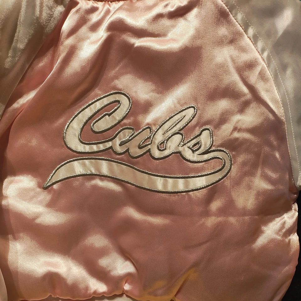 2T MLB официальный, малышей ясельного возраста розовый Chicago Cubs пальто, совершенно новый с ярлыком никогда не носил - Изображение 3 из 4