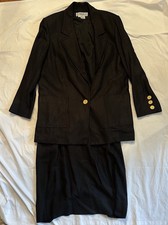 Carlisle Women s Suit Set 100 Silk -Jacket Skirt-Black - 14