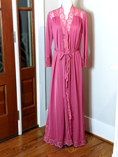 Vintage 1970"s Olga Nightgown  Robe Dk. Pink 9687  9702 SZ M Bodysilk