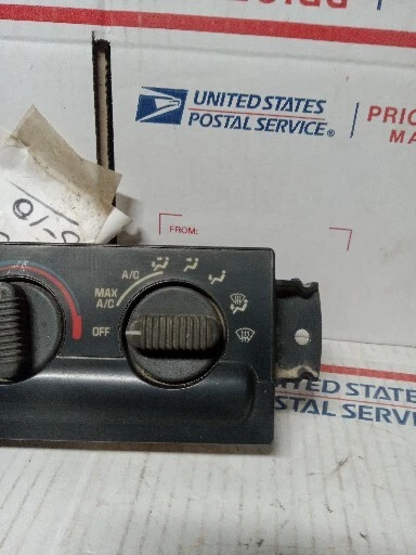 Blazer Chevy GMC 1998-2002 Jimmy Sonoma S10 16233939-A control de clima aire acondicionado fabricante de equipos originales Foto 4 de 4