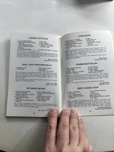 Iowa Holiday Cookbook Christmas ethnic Bohemian Czech VTG Pie cookie Cake candy - Picture 24 of 24