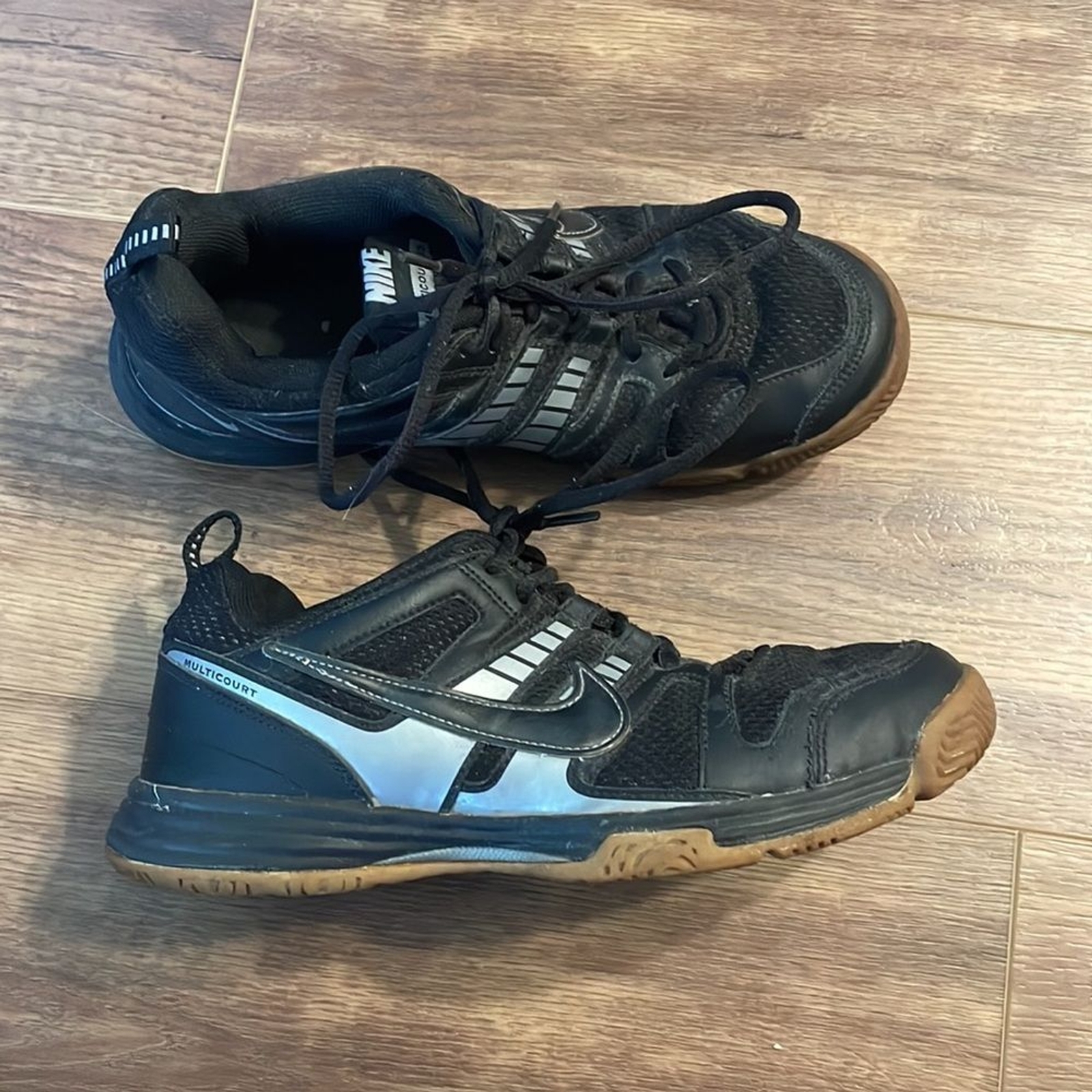 Nike multi court 10 womens volleyball / indoor court shoes size 8.5 eBay