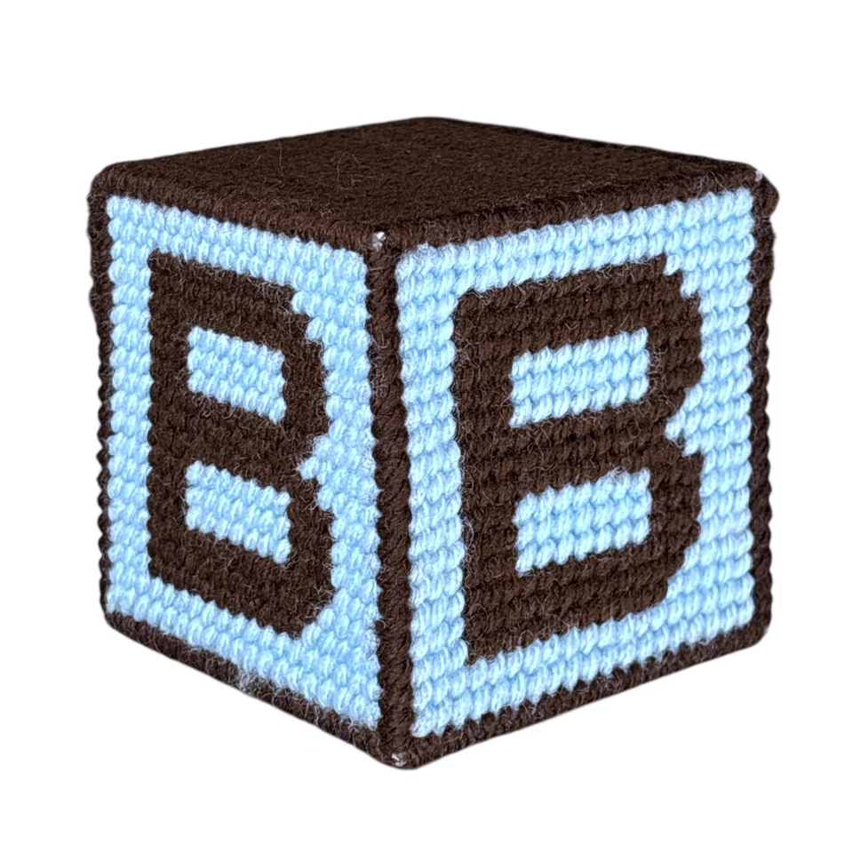 Bloques de lona de plástico a punta de aguja hechos a mano azul marrón decoración de guardería Foto 4 de 4