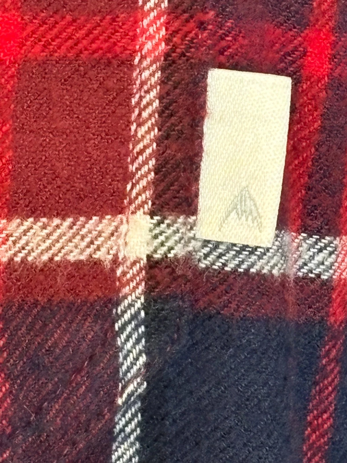 burton button up long sleeve plaid flannel ski shirt