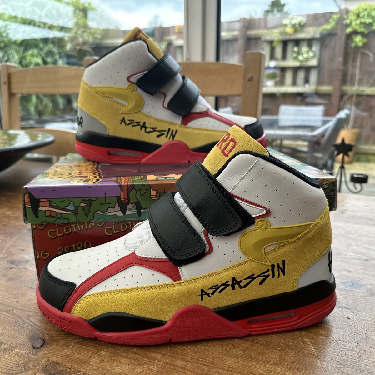 (DS) Retro Clothing Assassin Sneaker Simpsons Size UK 11 RARE SOLD OUT NIB  HOMER