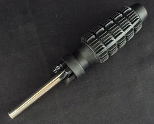 Screwdriver w/5 Interchangeable Bits and Comfort Grip Handle