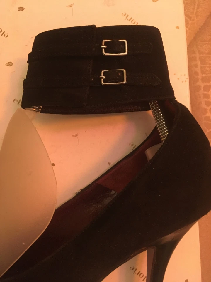 Zapatos de salón Versani de gamuza de tacón alto negros informales o formales sin cordones hechos/Italia/talla 7B Foto 3 de 4