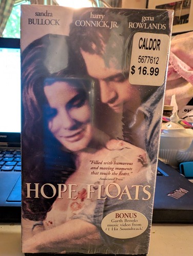 Lot of 3 VHS Tapes: Hope Floats, Finding Forrester, What Lies Beneath (Like New) - Picture 3 of 3