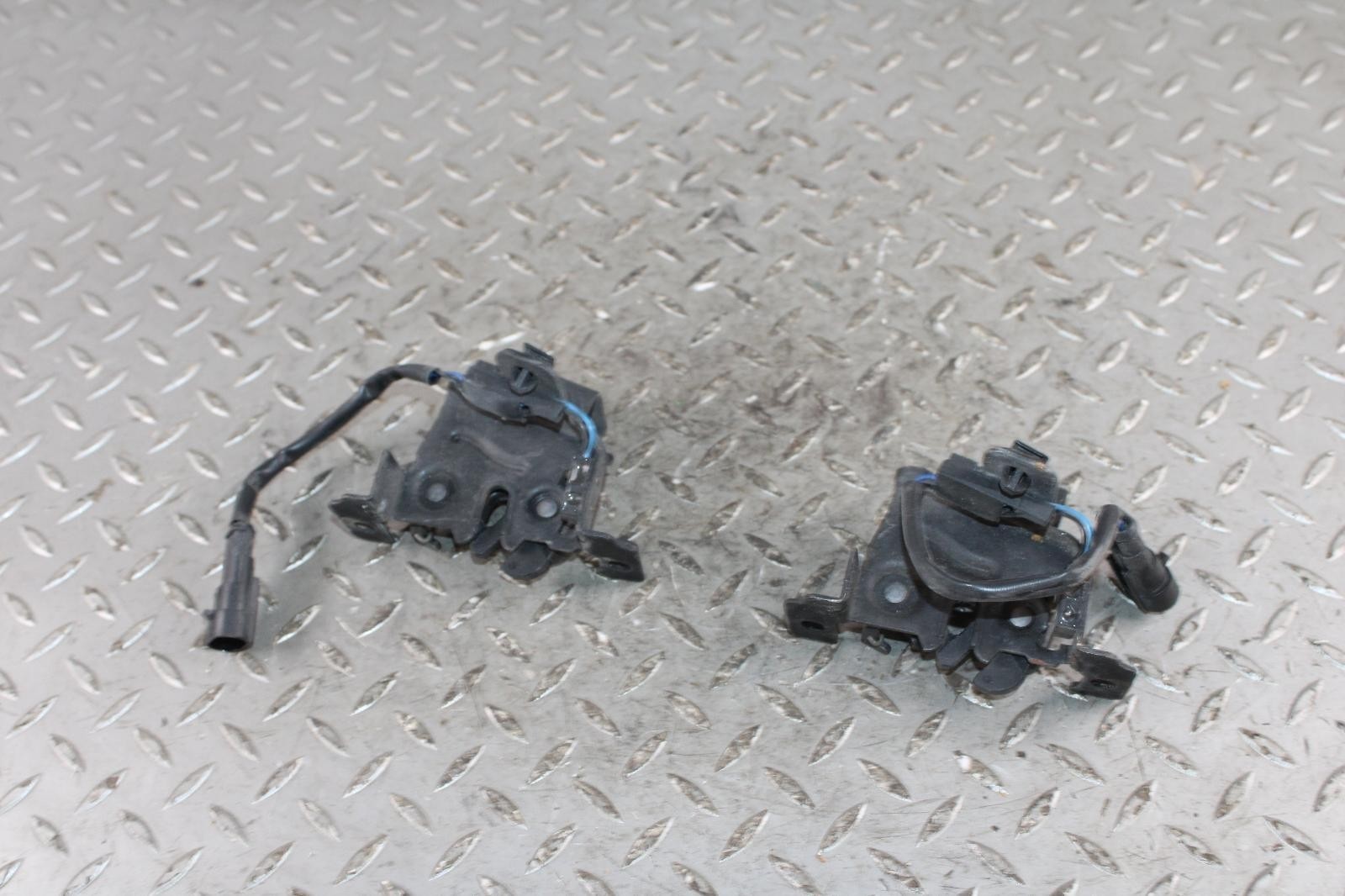 14-21 Ghibli Front Hood Bonnet Pair 2x Safety Latch Assembly OEM Factory OE WTY