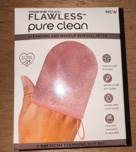 Brand NEW - Finishing Touch FLAWLESS Pure Clean Makeup Removal Mitts 7-Day Set