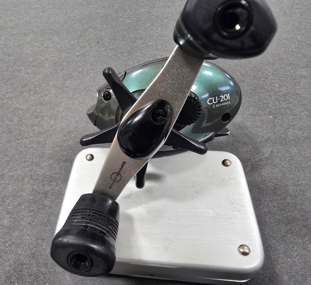 Shimano Bantam CURADO CU-201 Baitcasting Reel-Left Handed B3.8:1