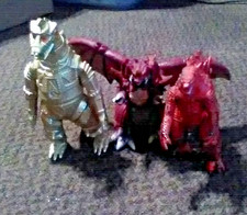Mix 2 Godzilla  More Figures