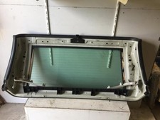 Lunette arrière Peugeot 207