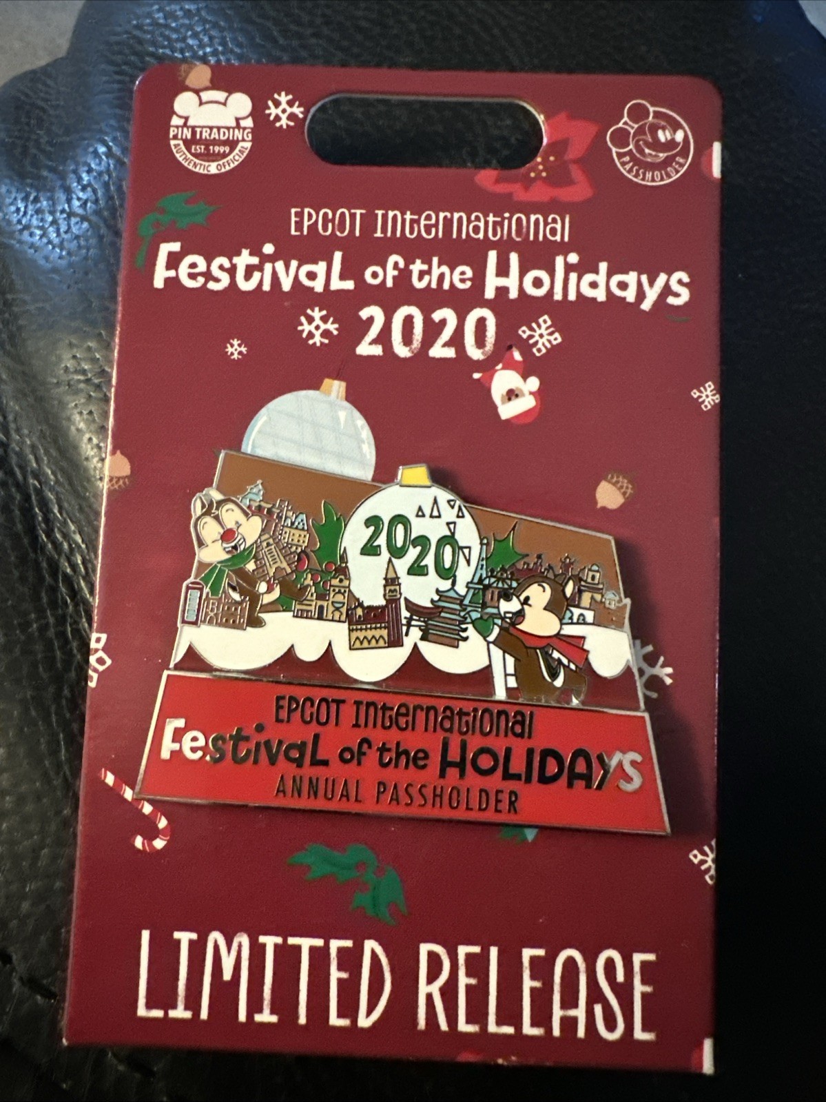 2020 Disney Pin Epcot Festival Of The Holidays Chip & Dale Annual Passholder