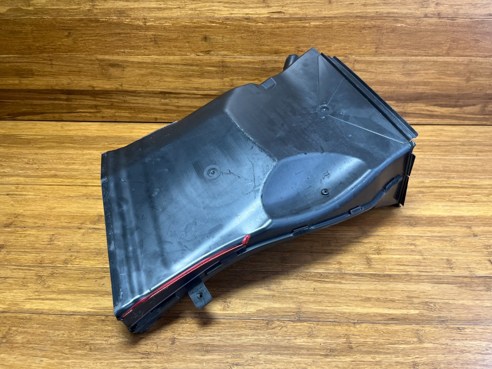 Audi R8 2016-2024 Front Left Cooling air duct
