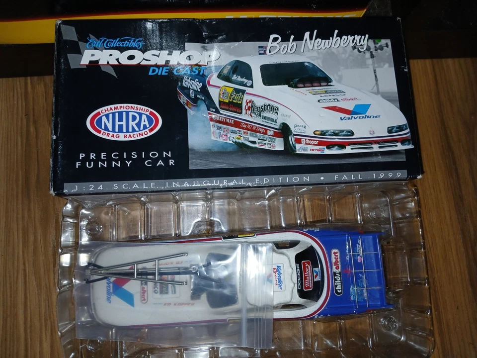 (RARE) Bob Newberry 1:24 NHRA Ertl Proshop 1999 Dodge Avenger Funny Car(NIB) - Image 4 of 4