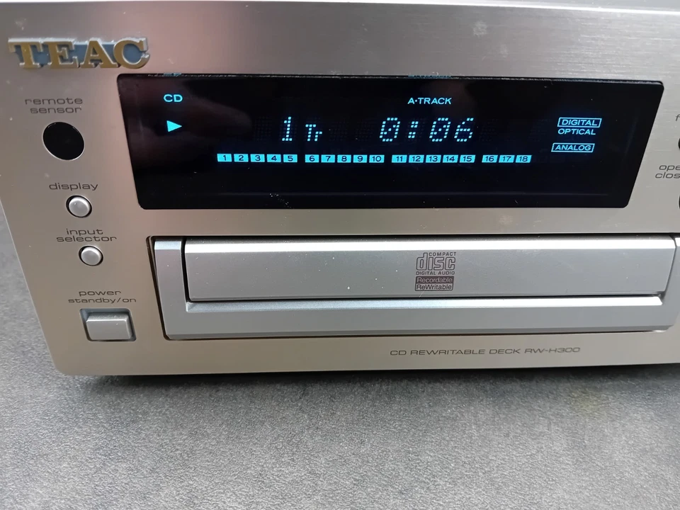 TEAC RW-H300 Rewritable CD Deck Player Champagne Gold  - Image 4 of 4