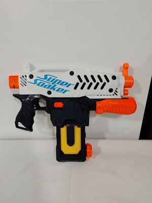 NERF Super Soaker Arctic Shock Toy Water Gun White/Blue - Main Image