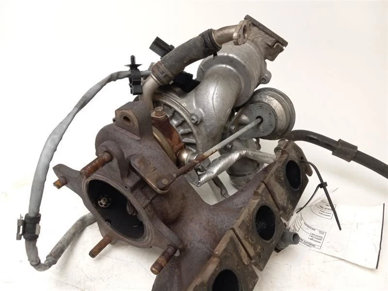 Volkswagen CC 2010 turbo supercargador Foto 2 de 4