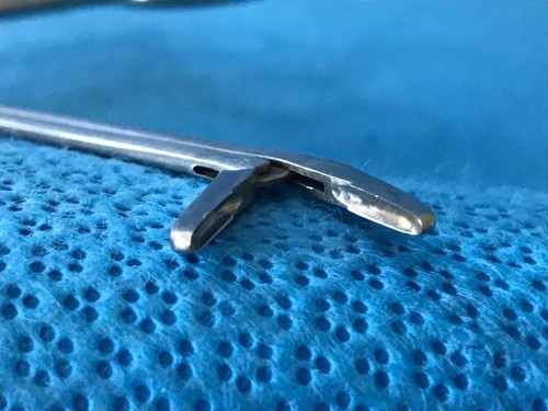 Codman 53-1196 2mmX10mm Up Cushing Intervertebral Disc Rongeur - Picture 10 of 11