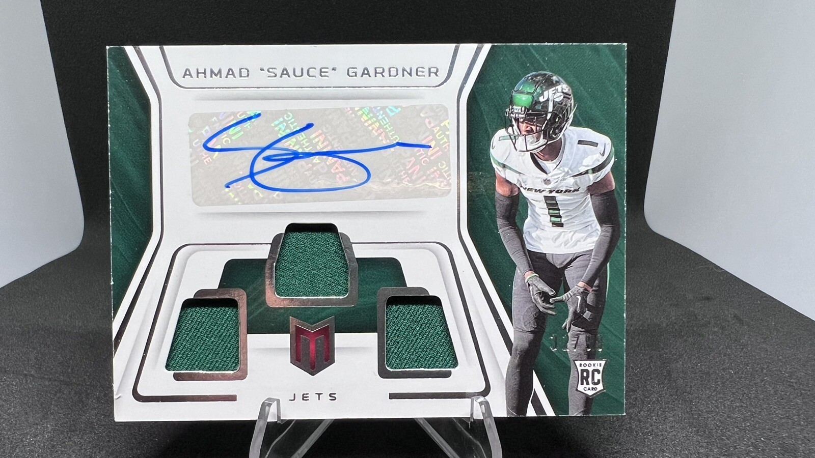2022 Chronicles Ahmad Sauce Gardner RC Momentum Rookie Patch Auto 32/99 Jets RPA