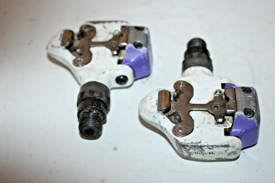 Pedales sin clip Shimano PD-A525 SPD plateados MTB turismo carreras grava remitente de EE. UU. Foto 4 de 4