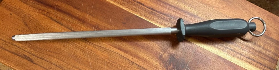 Afilador de cuchillos JA Henckels Intl Solingen Alemania acero plateado y negro Foto 2 de 4