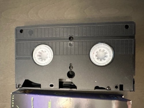 Cujo Stephen King Horror VHS (1994) Republic Pictures Dee Wallace - Picture 7 of 7