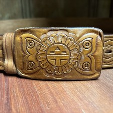 VINTAGE SOUTHWEST NATIVE -AMERICAN ZUNI SUN GOD TOOLED LEATHER BELT AND BUCKLE