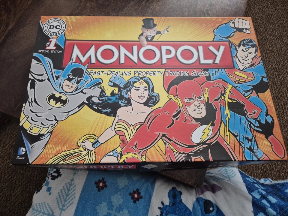 DC Comics Monopoly 2014 Full Set  Never Played Complete Batman Wonder Woman - Image 2 of 4