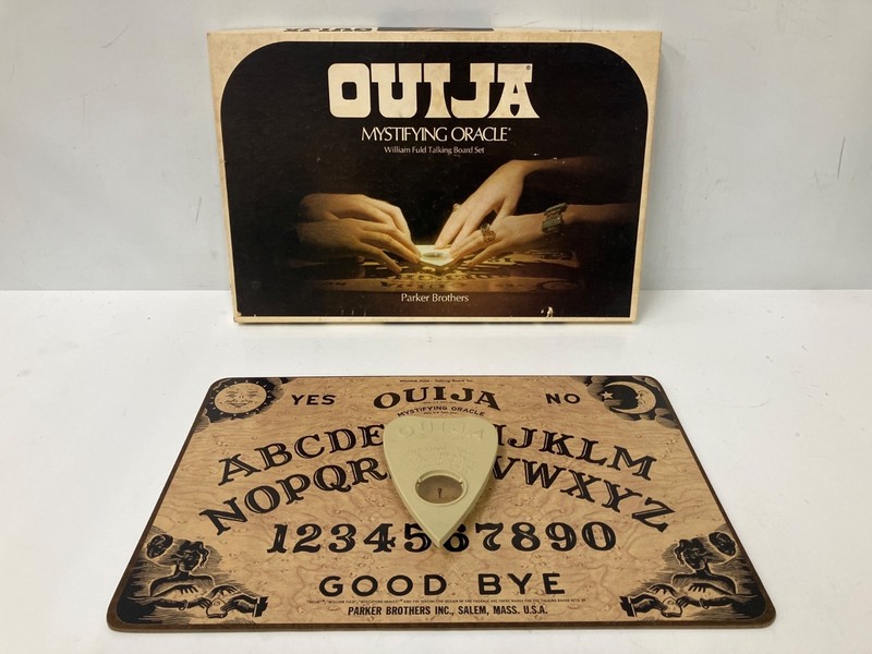 Vintage Parker Brothers Mystifying Oracle Ouija Board Game