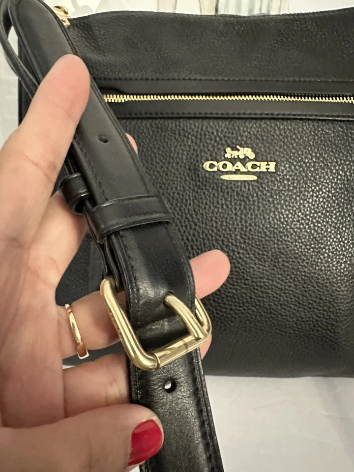COACH Mae File F34823 Black Pebbled Leather Crossbody Bag Top Zip Closure VTG - Image 4 of 4