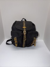 Zaino Herschel - Nero con Cinghie Tartaruga - Chiusura Magnetica Stile Classico