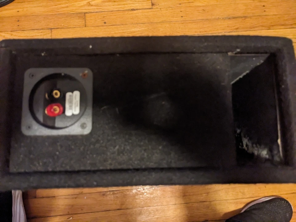 JL Audio CP106LGW3v3 150 W Ported Enclosed Non-Powered Subwoofer - Image 2 of 2