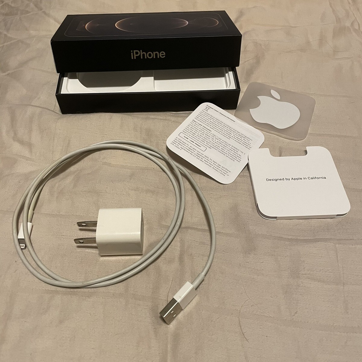 箱・充電器付き】 Apple iPhone 12 Pro 256GB シルバー