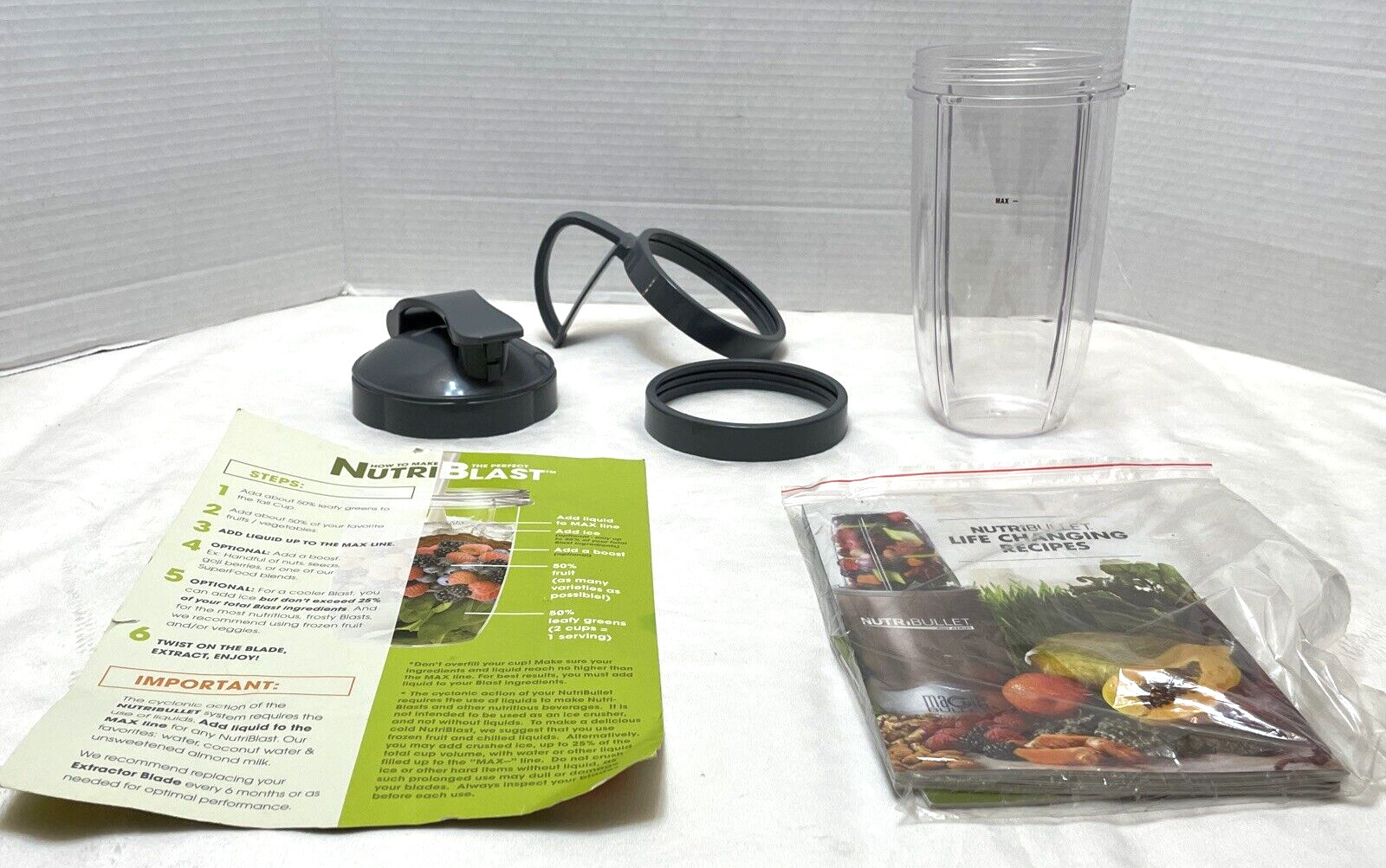 NutriBullet ORIGINAL 24 oz Tall Cup Flip Top Lid Comfort Lip Ring Handle Rim