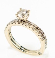 14 KT WHITE GOLD DIAMOND ENGAGEMENT RING