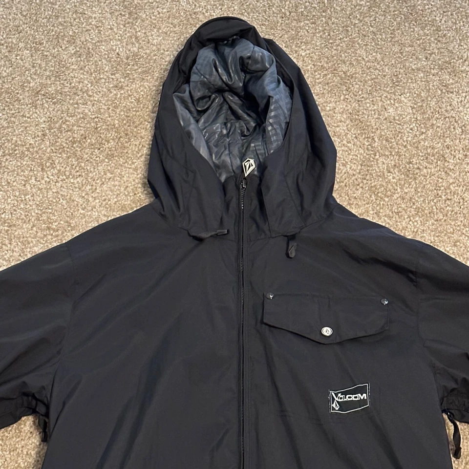 Volcom Thermonite Women's Jacket Size Small Black Hooded Lined Vented Outdoor - Image 4 of 4