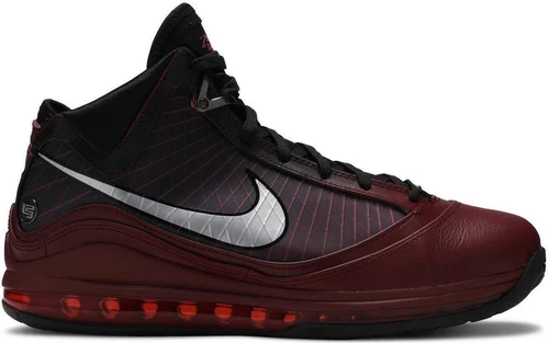 Nike Air Max LeBron VII Retro QS Christmas 2019