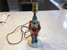 VINTAGE OFF TO SPACE SPACEMAN ASTRONAUT LAMP