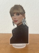 Taylor Swift Stand up figure