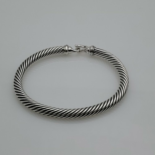 David Yurman 5mm Cable Buckle Bracelet with Diamonds Size medium - Picture 3 of 9