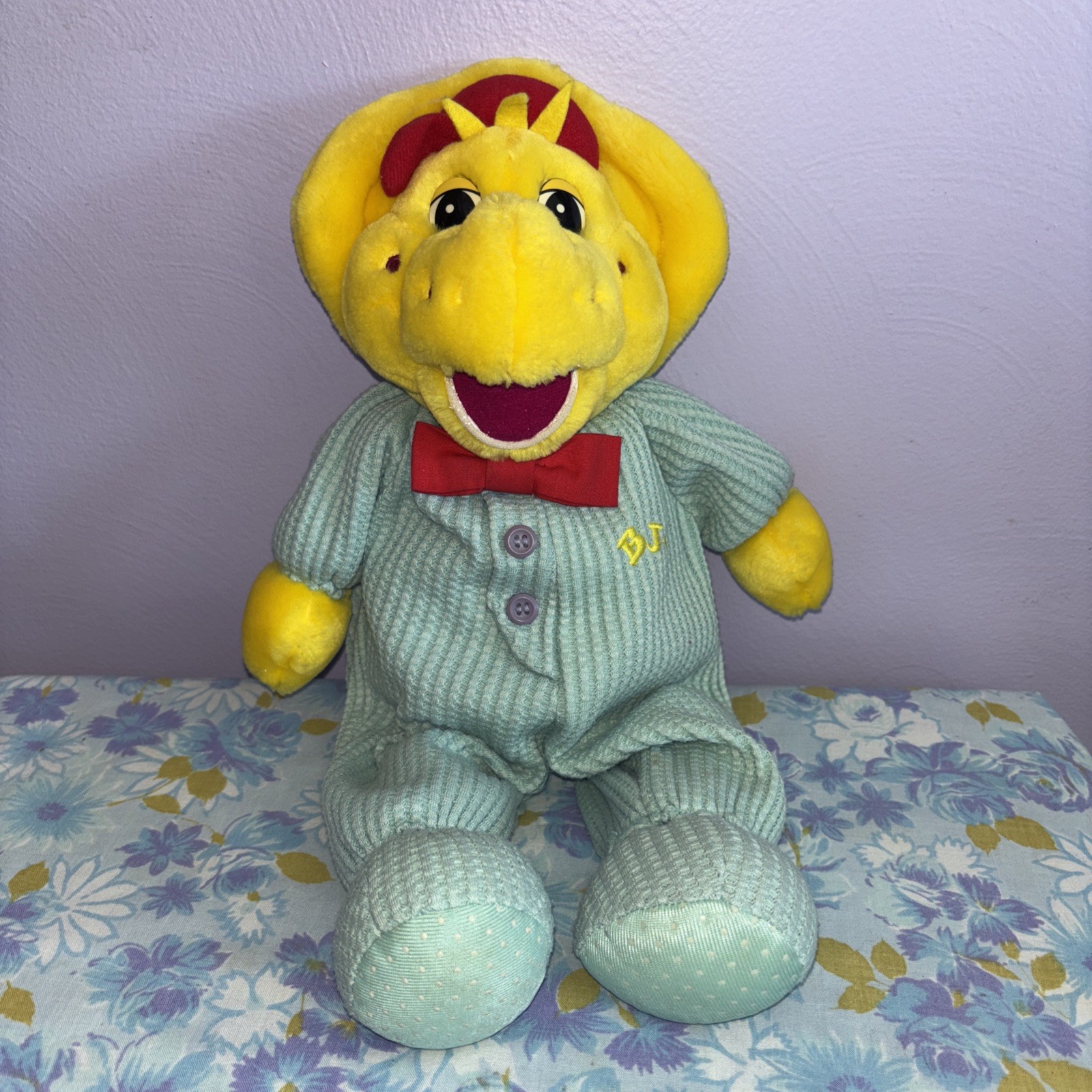 Vintage BJ Bedtime Barney Plush Yellow Dinosaur Thermal Pajamas Bean Bag Toy