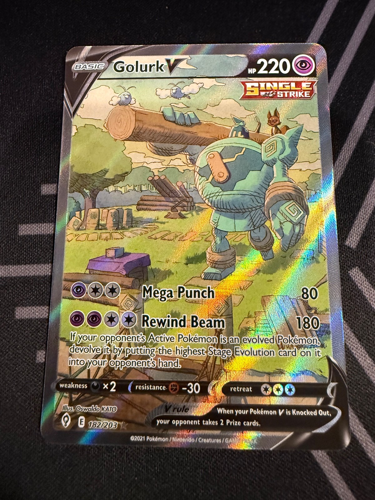 Golurk V NM (Alternate Full Art) 182/203 SWSH07: Evolving Skies Holo EN