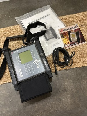 Applied Instruments Super Buddy Satellite Finder Meter Works Needs Battery