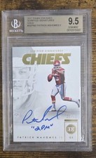 2017 Patrick Mahomes Panini Encased Scripted Signatures Gold Rookie Auto /10